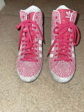 Adidas Women's Red Horse shoe Patterned High-Top Sneakers With Hidden Wedge